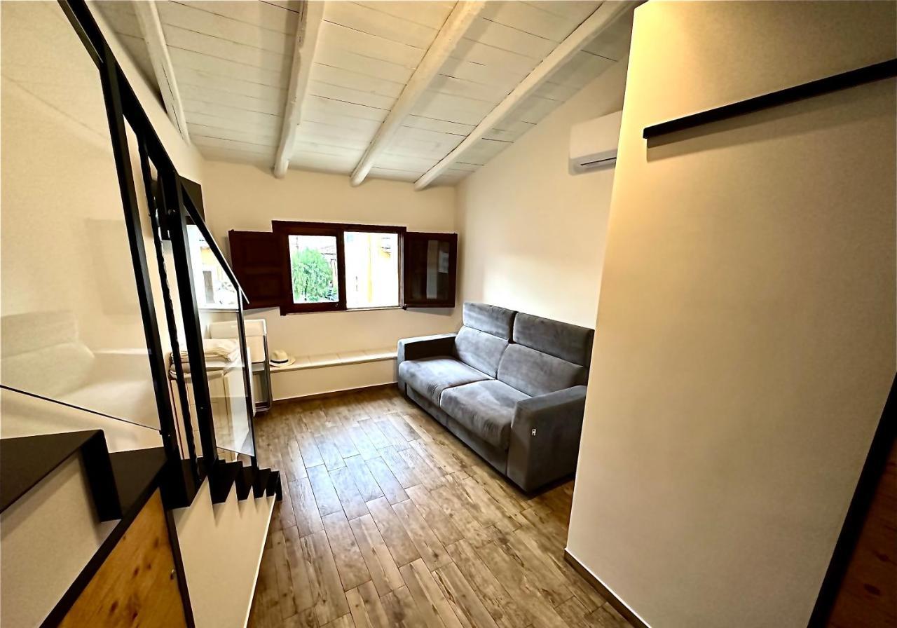 Ninetti Guest House - Apt Centro Storico كاتانيا المظهر الخارجي الصورة